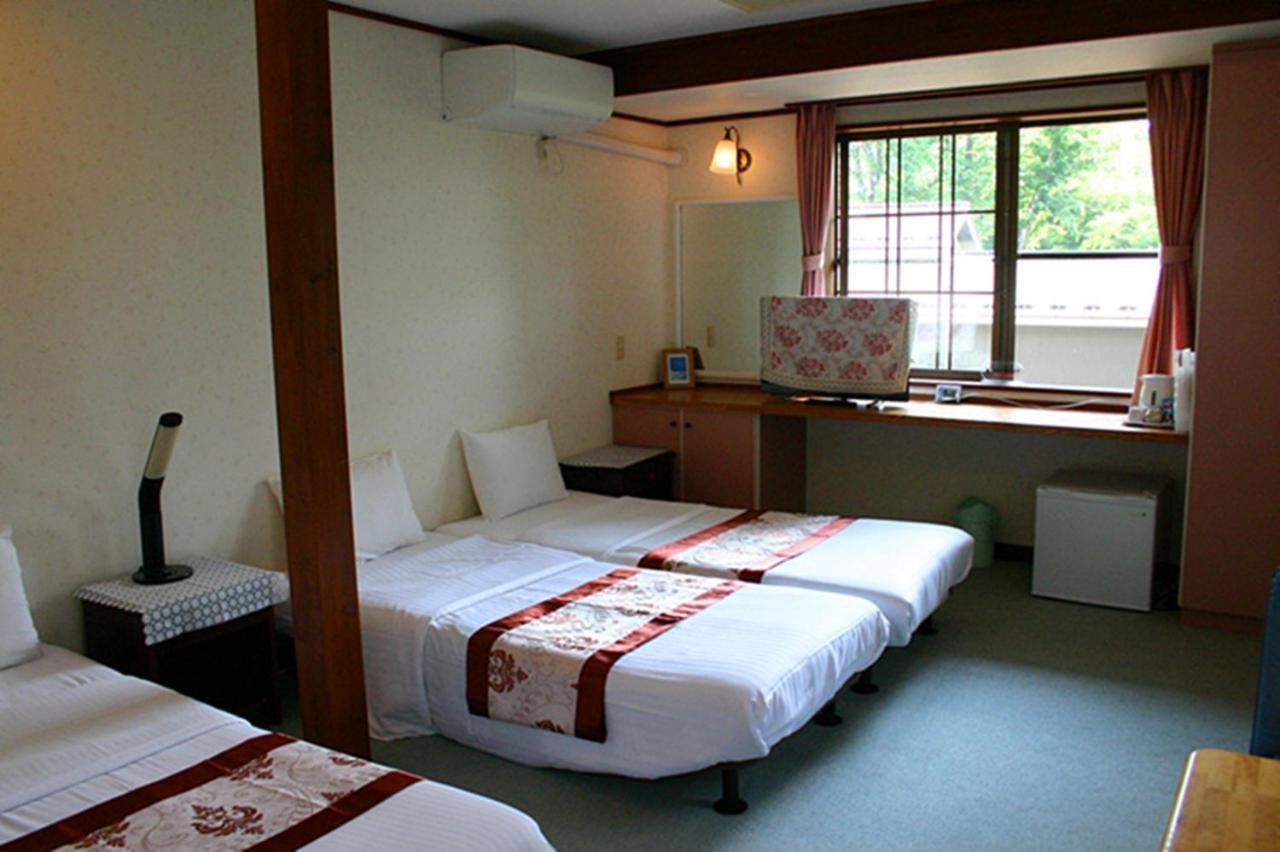 Pension Marieペンションマリエ Yamanakako Exterior photo